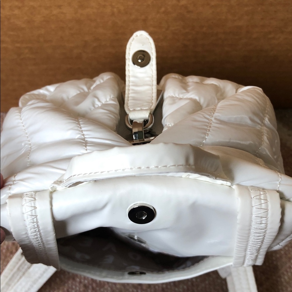 Aimee Kestenberg Tamitha Puffer Backpack in White Quilted Nylon, excellent - Picture 7 of 10